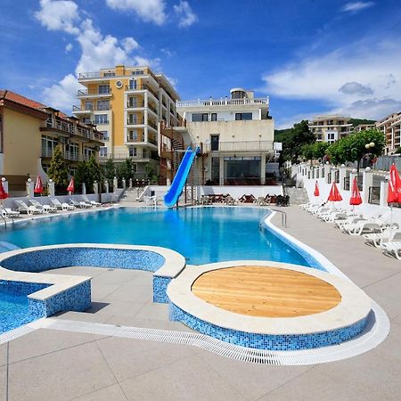 Hotel Corona Sveti Vlas Extérieur photo